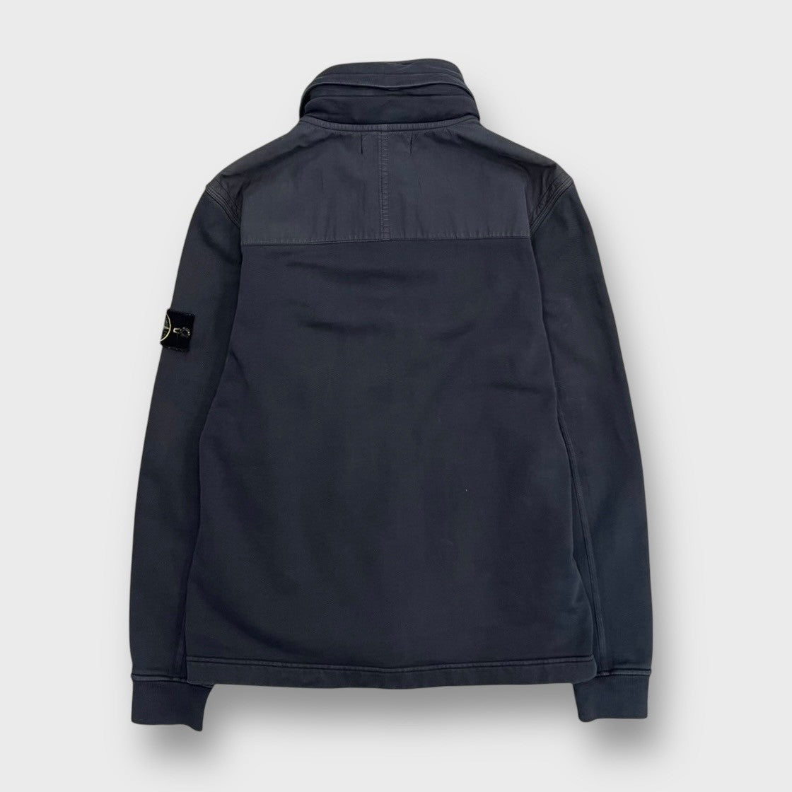 00's "STONE ISLAND"
Zip up jacket