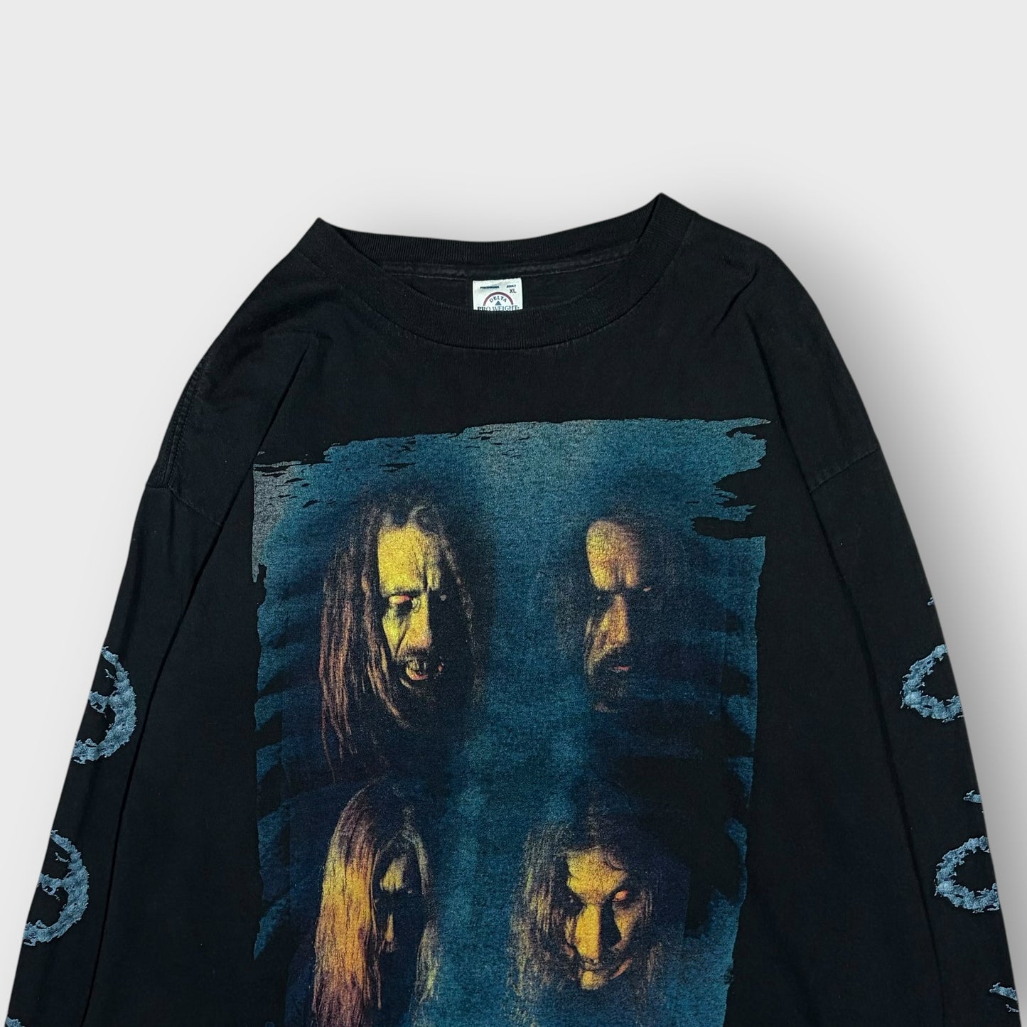 90’s-00’s “SIX FEET UNDER”
band I/s t-shirt