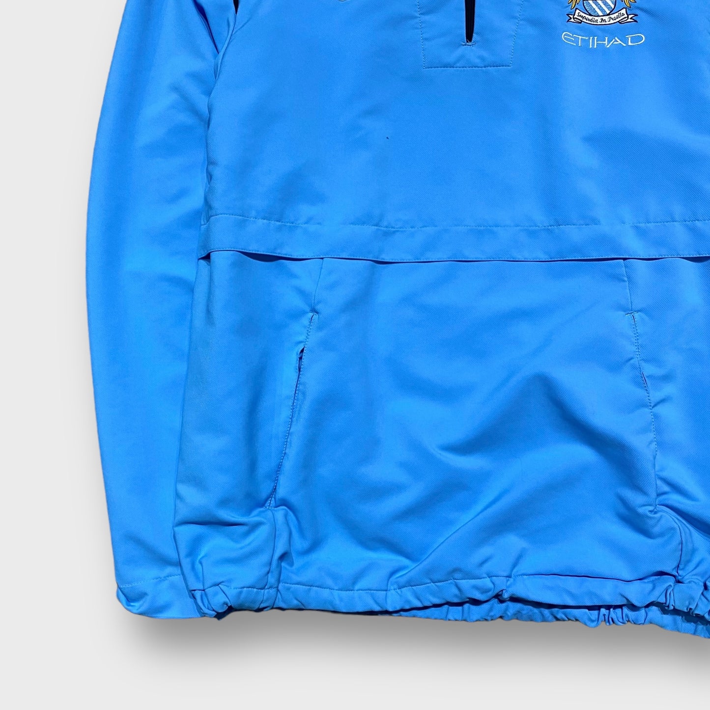 00's "umbro" Manchester City team nylon pullover