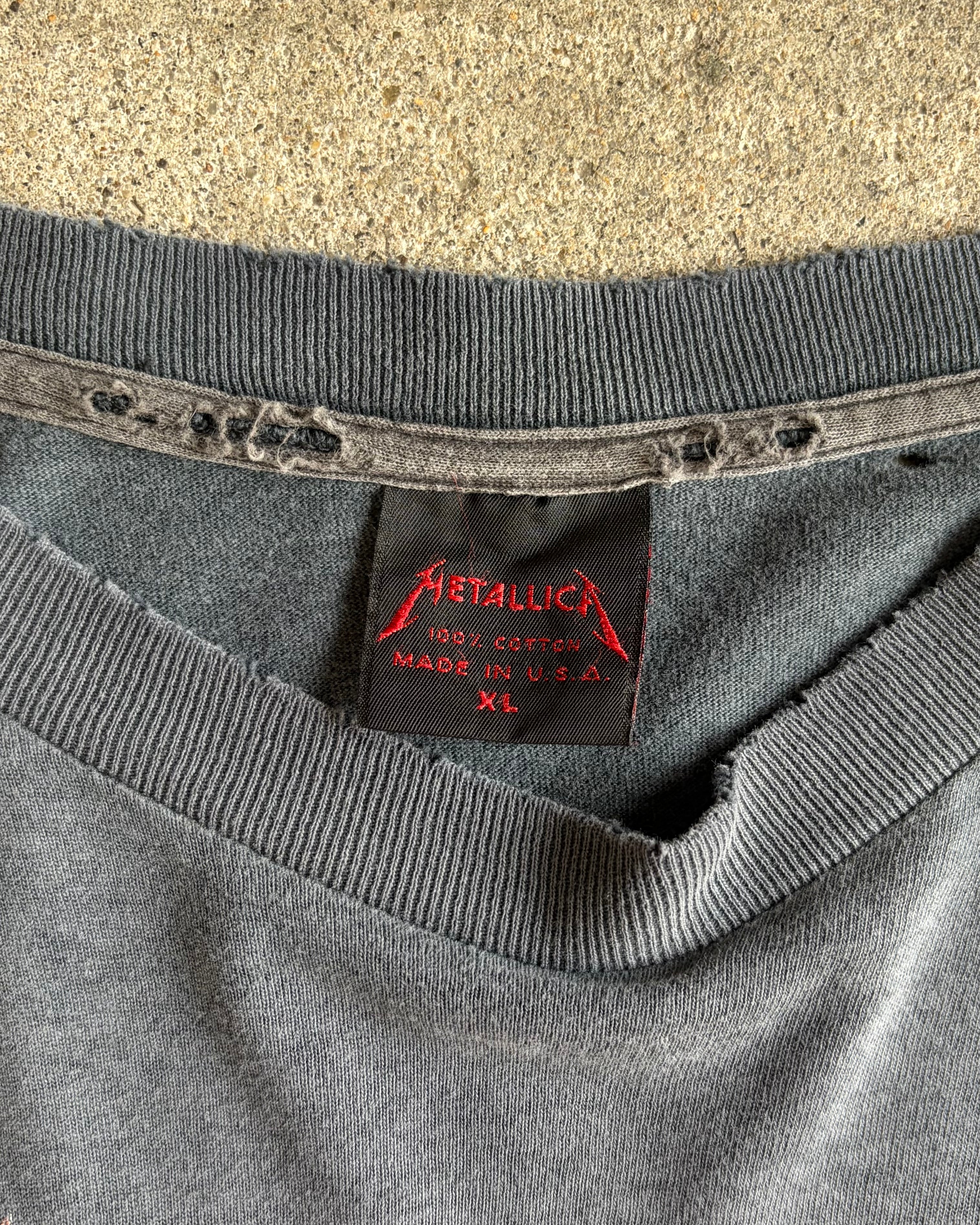 90’s METALLICA
“don't tread on me” t-shirt X-large