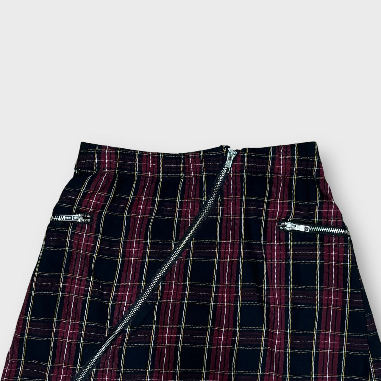 "HOT TOPIC" tartan check pattern skirt