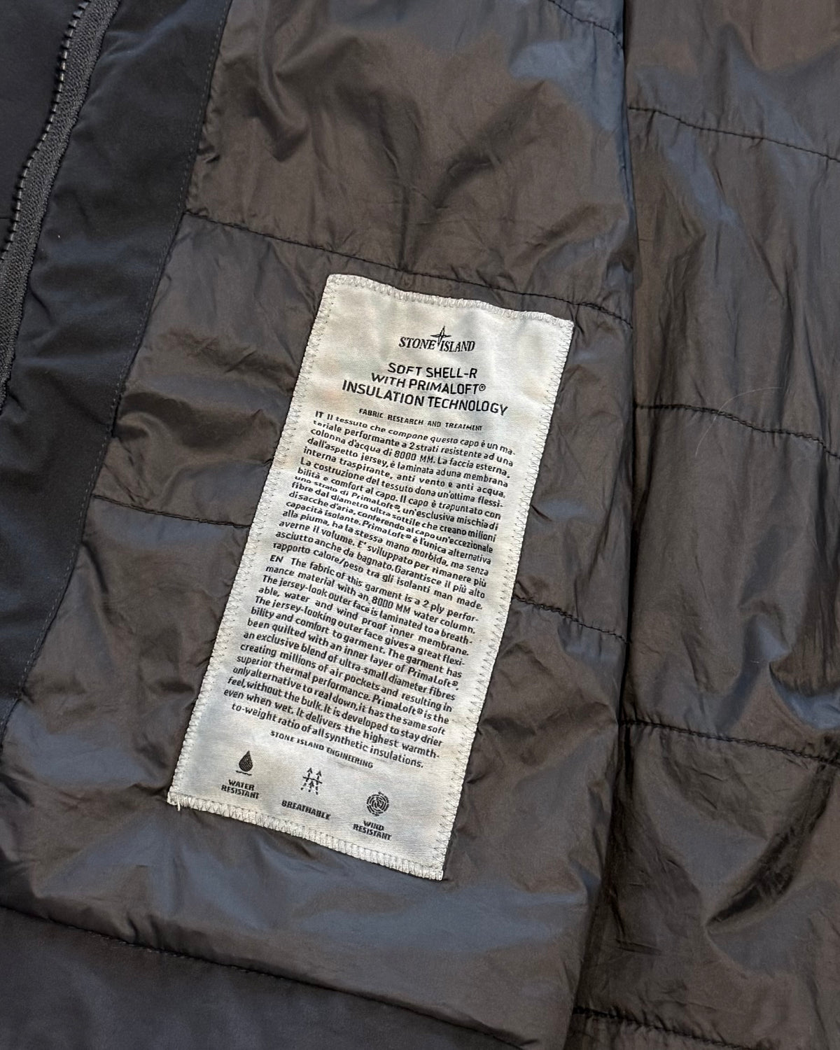 00’s “STONE ISLAND”
SOFT SHELL-R WITH PRIMALOFT jacket