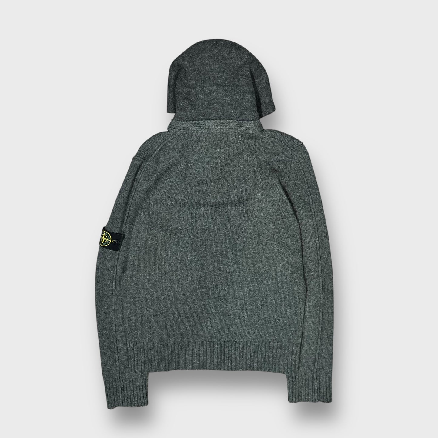 00’s STONE ISLAND
zip up knit hoodie