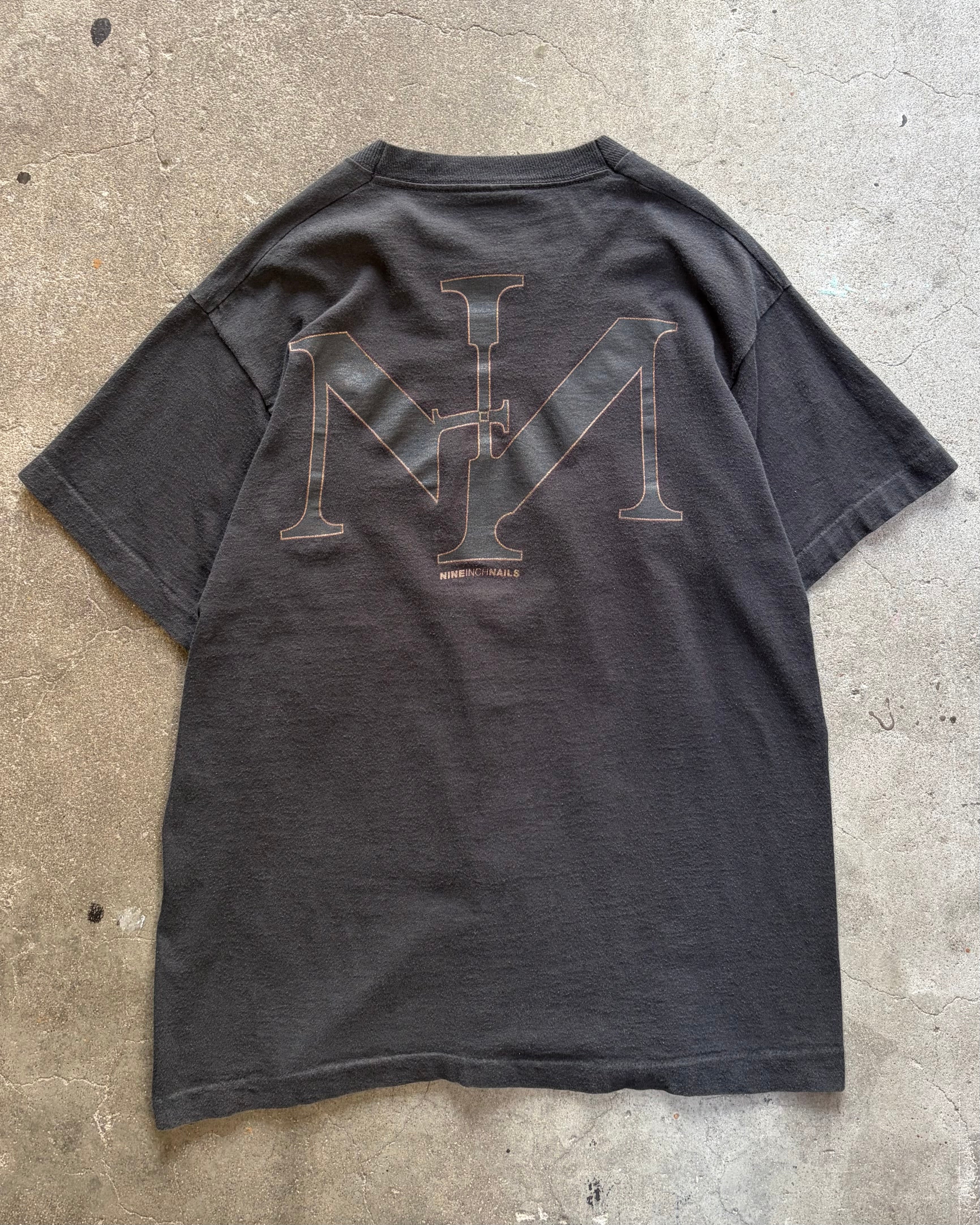 90’s “NINE INCH NAILS”
band t-shirt large