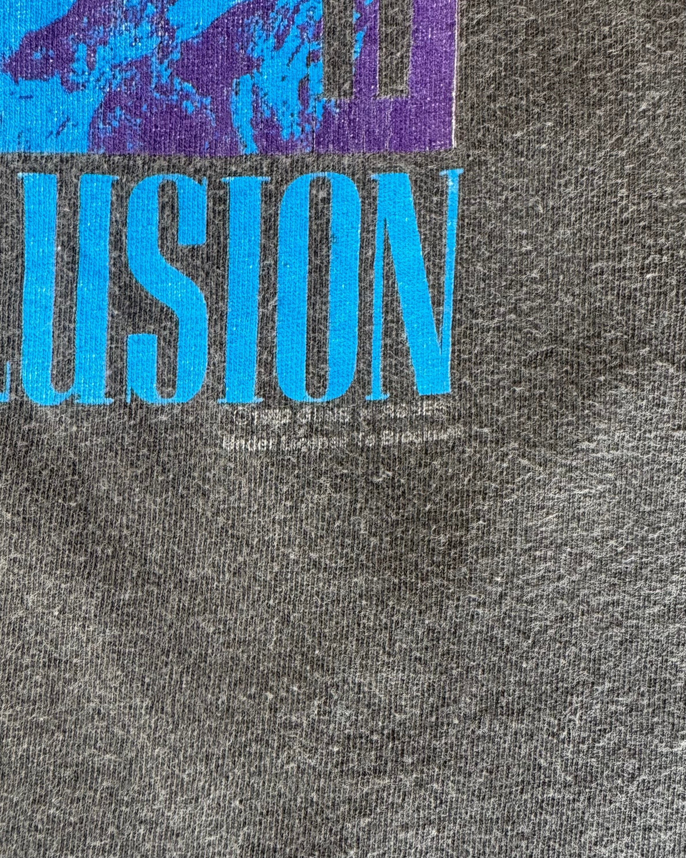 90’s GUNS N' ROSES
“Use Your Illusion” tour t-shirt X-LARGE