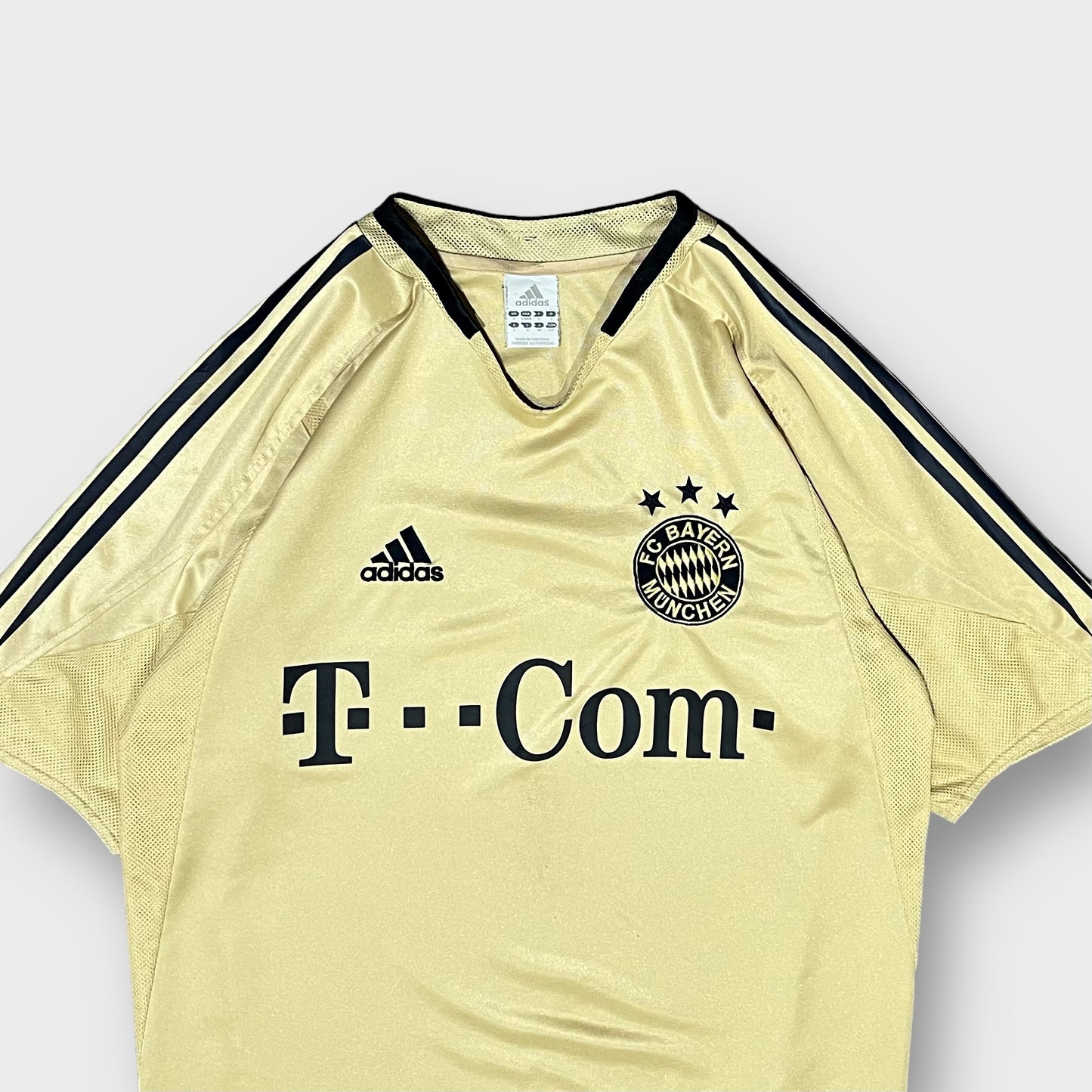 adidas “Bayern Munich” 2004-05  soccer shirt