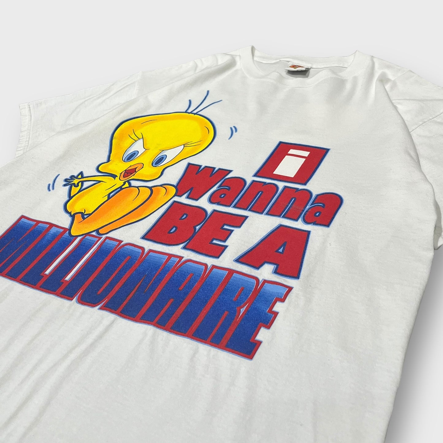 00’s “tweety” character t-shirt