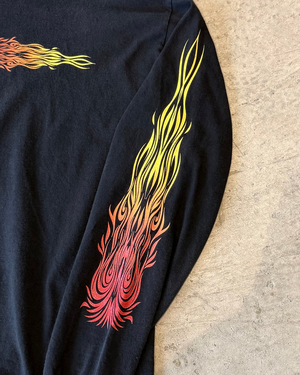 00's
"sleeve design" l/s t-shirt large