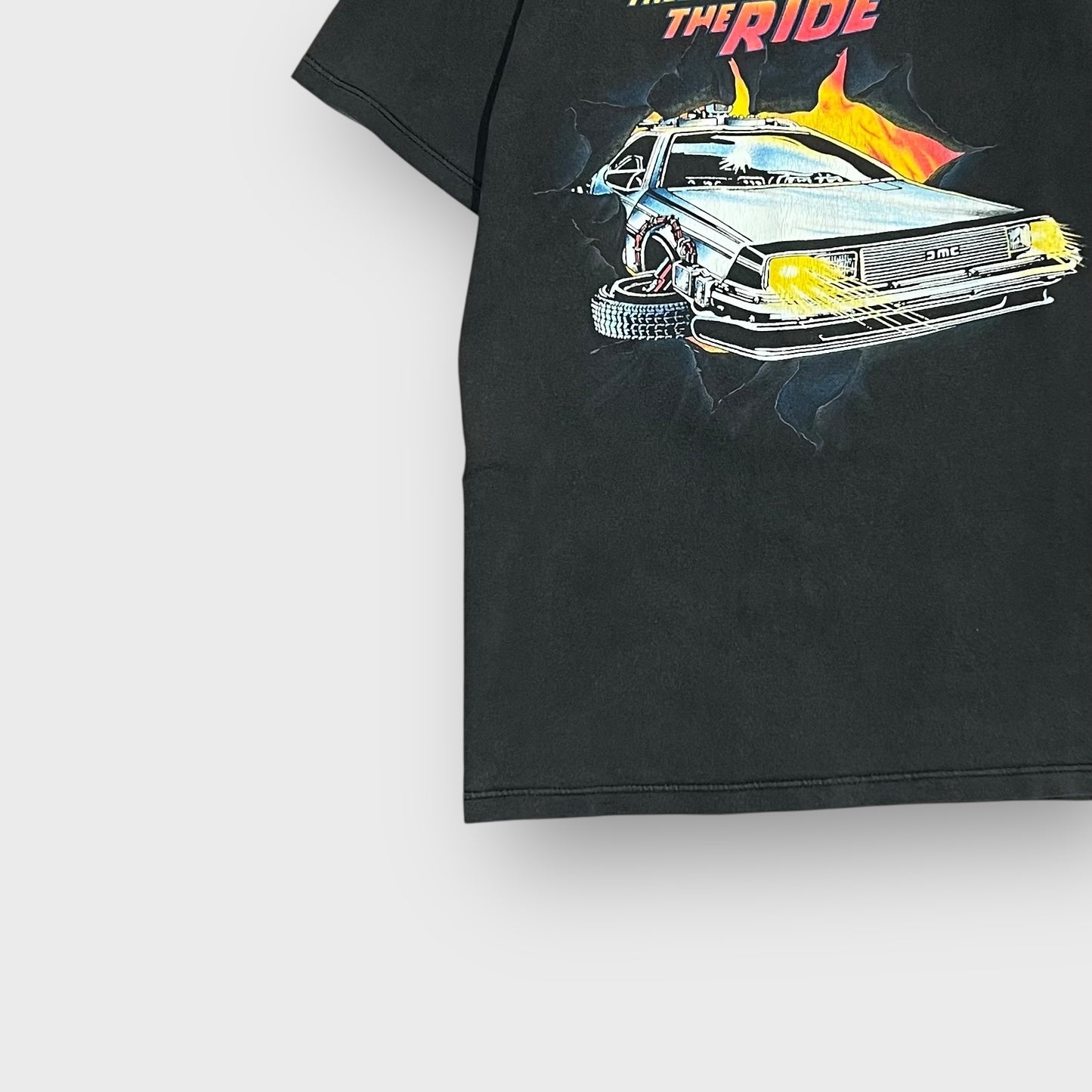 90’s “BACK TO THE FUTURE RIDE
adventure” t-shirt