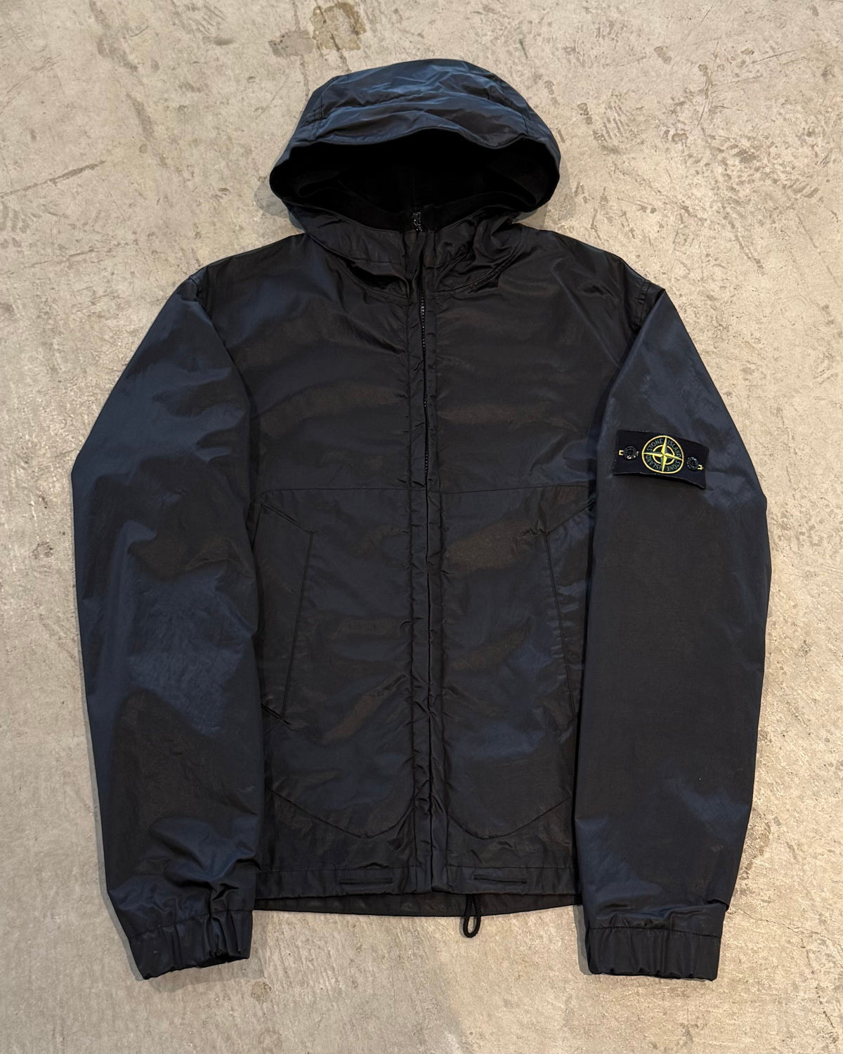 00’s “STONE ISLAND”
garment dyed hooded jacket