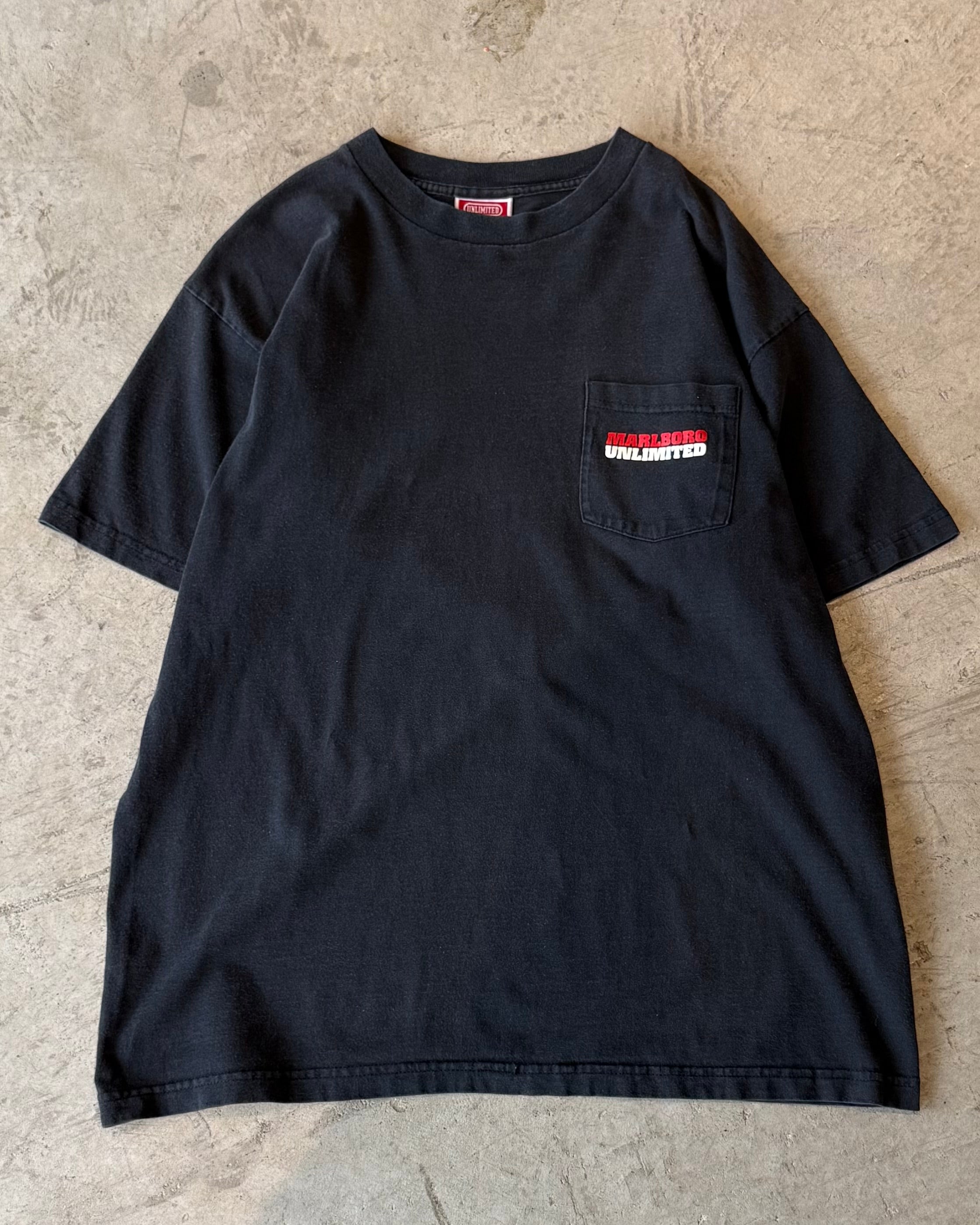 90's Marlboro
"LIZARD" company t-shirt