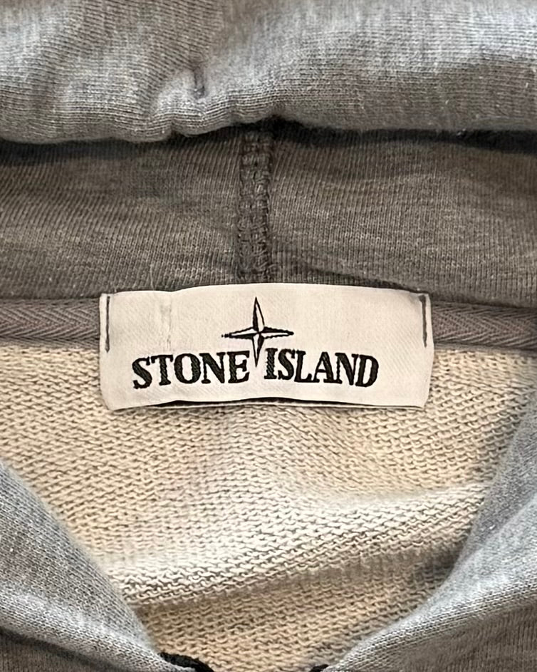 00’s “STONE ISLAND”
zip up hoodie