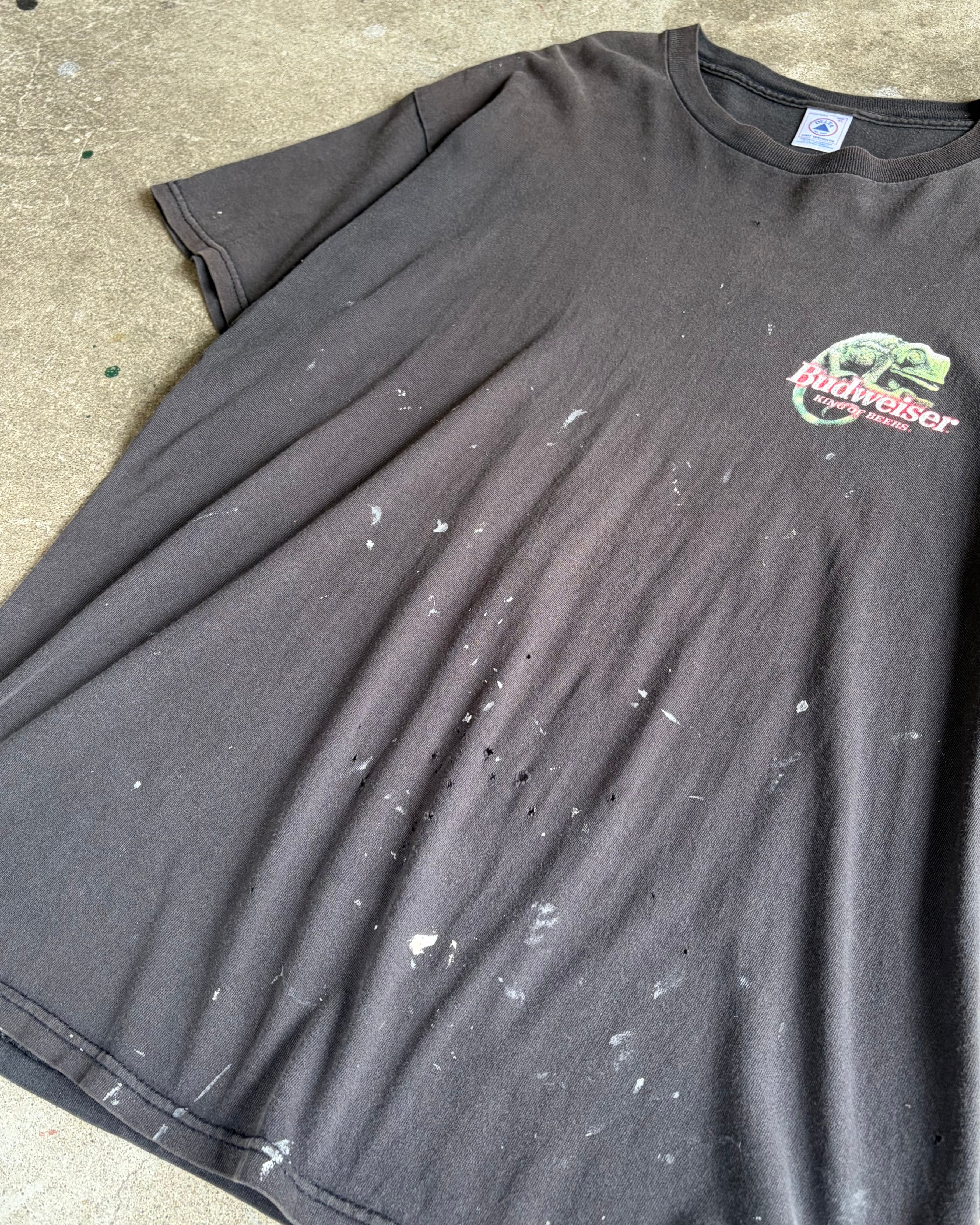 90’s “Budwiser”
company t-shirt X-LARGE