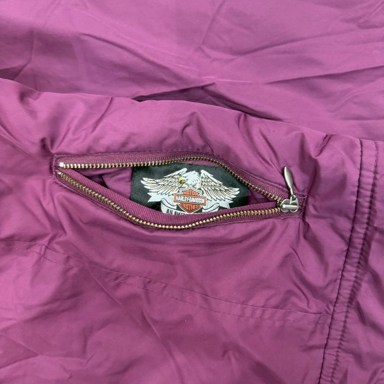 00's "Harley-Davidson"
Zip up nylon jacket