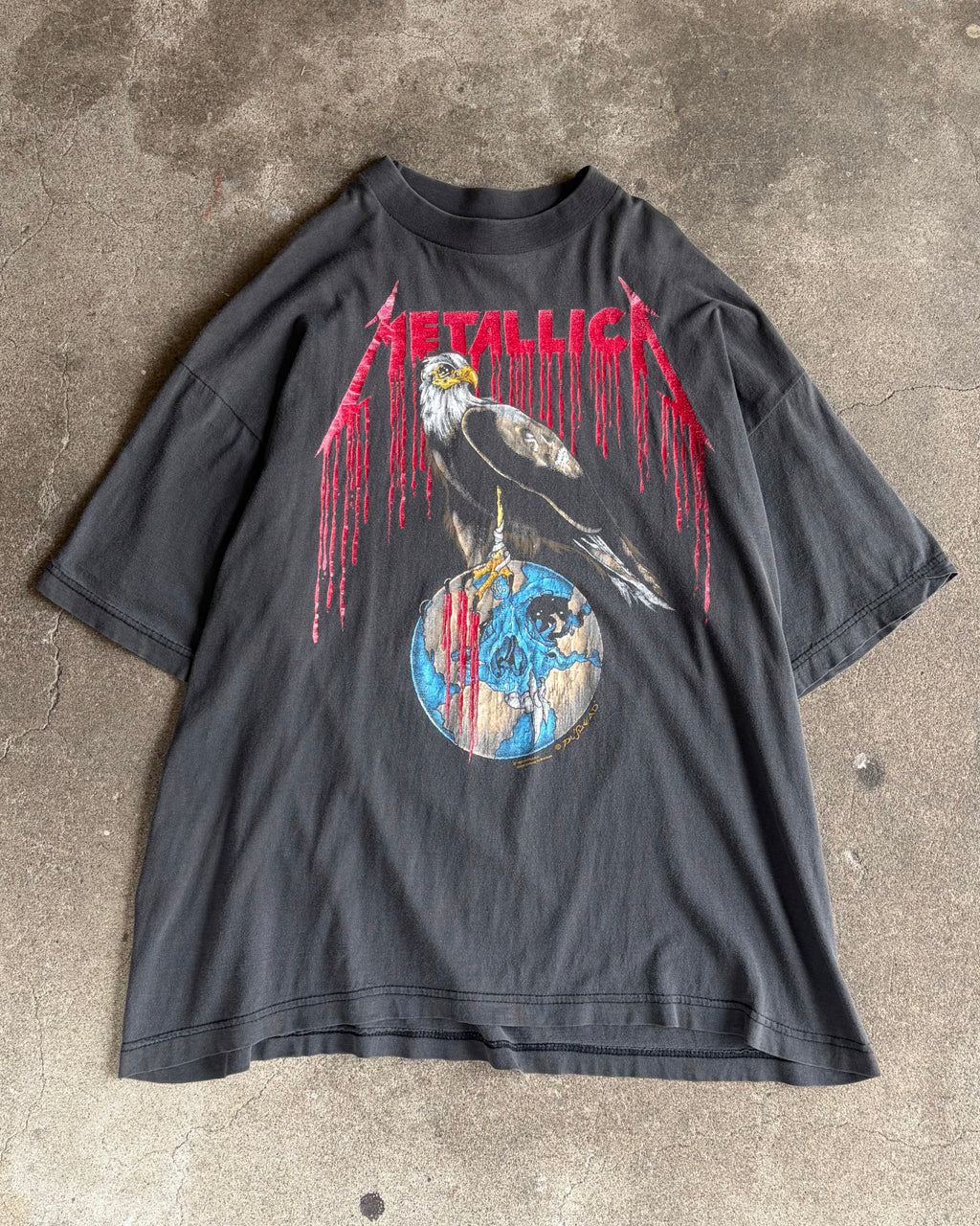 90’s METALLICA
“NO WHERE ELSE TO ROAM”
pushead t-shirt X-large