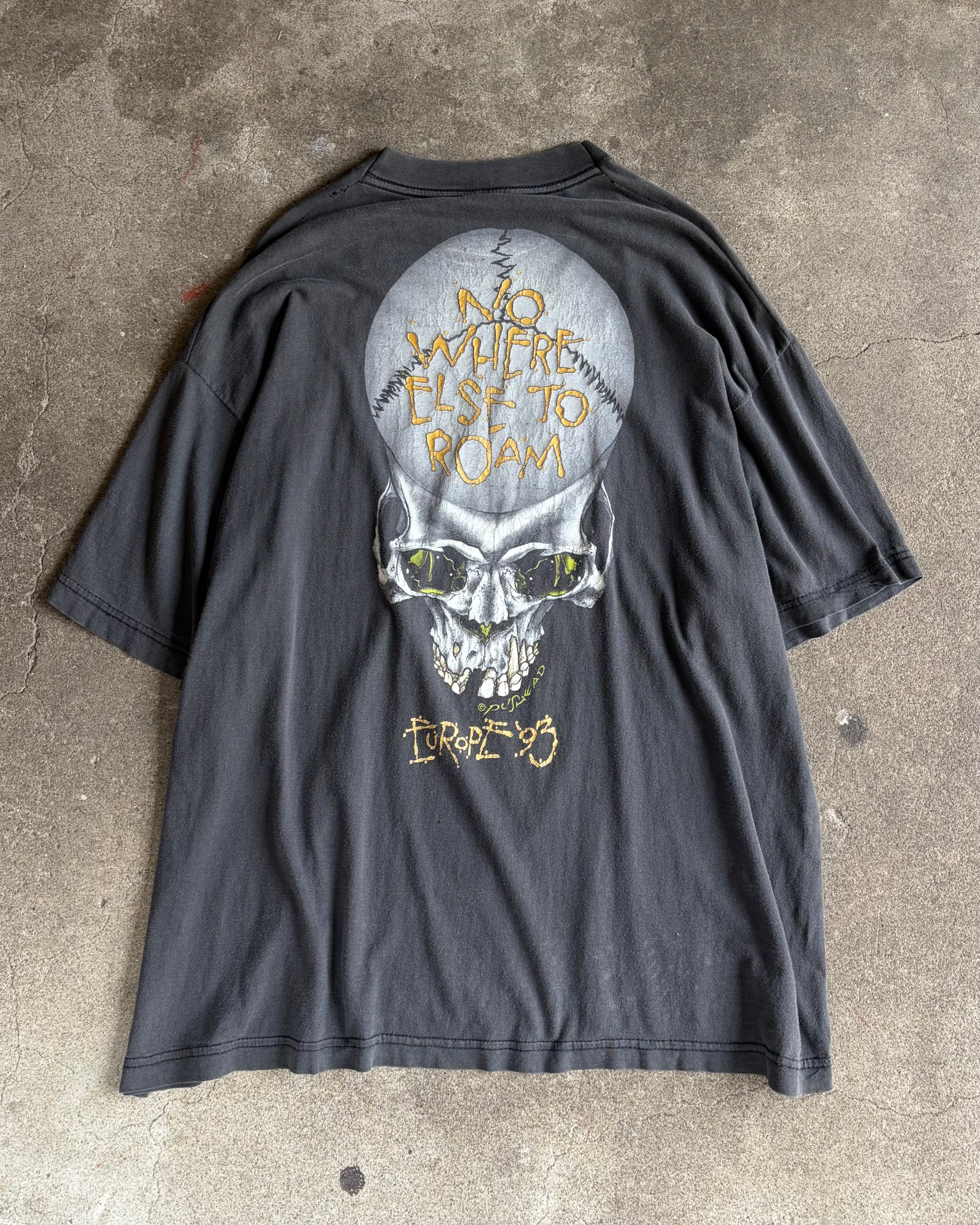 90’s METALLICA
“NO WHERE ELSE TO ROAM”
pushead t-shirt X-large
