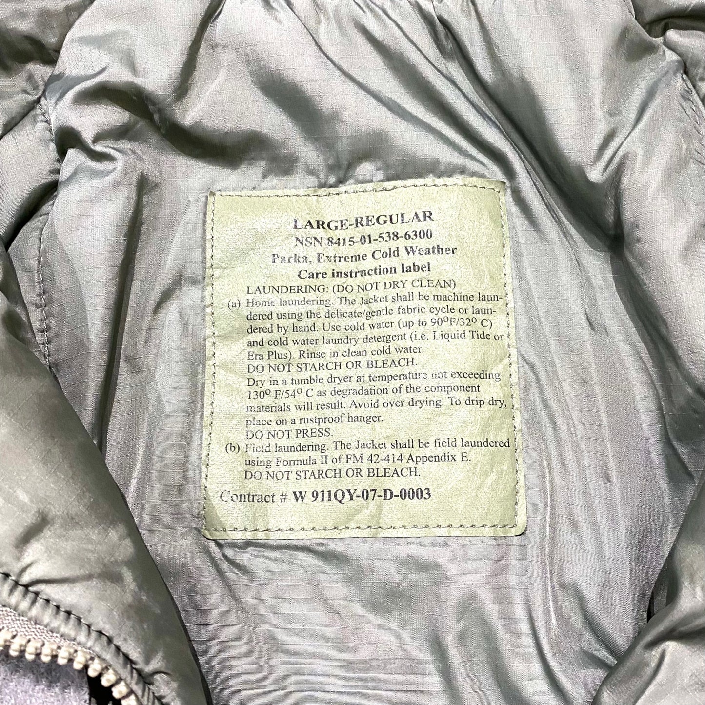 US army "ECWCS" gen3 Level7 primaloft jacket LARGE-REGULAR