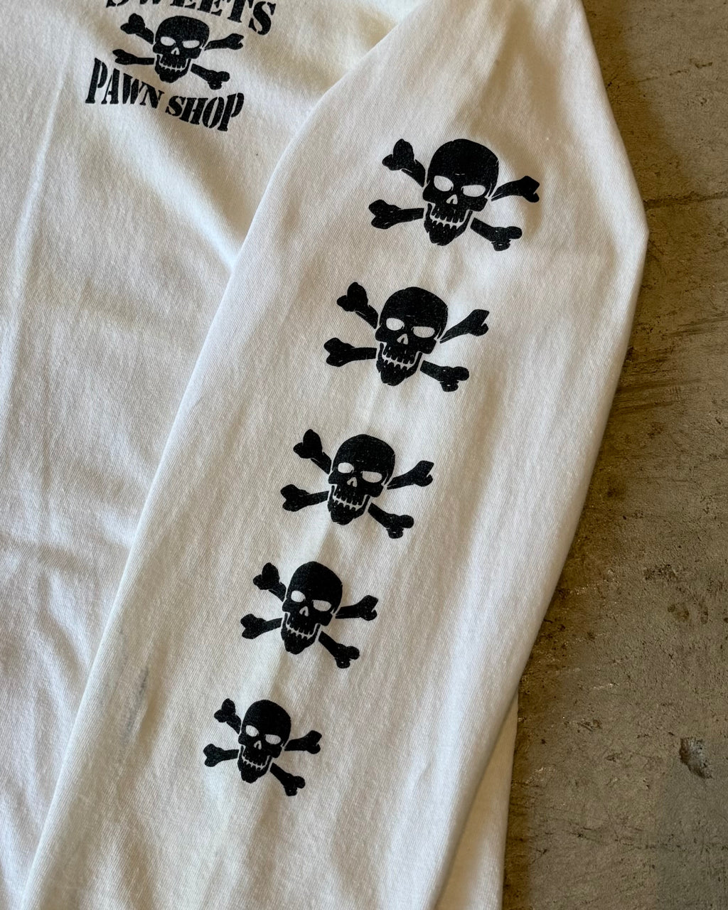 00's "SWEET PAWN SHOP"
skull design l/s t-shirt