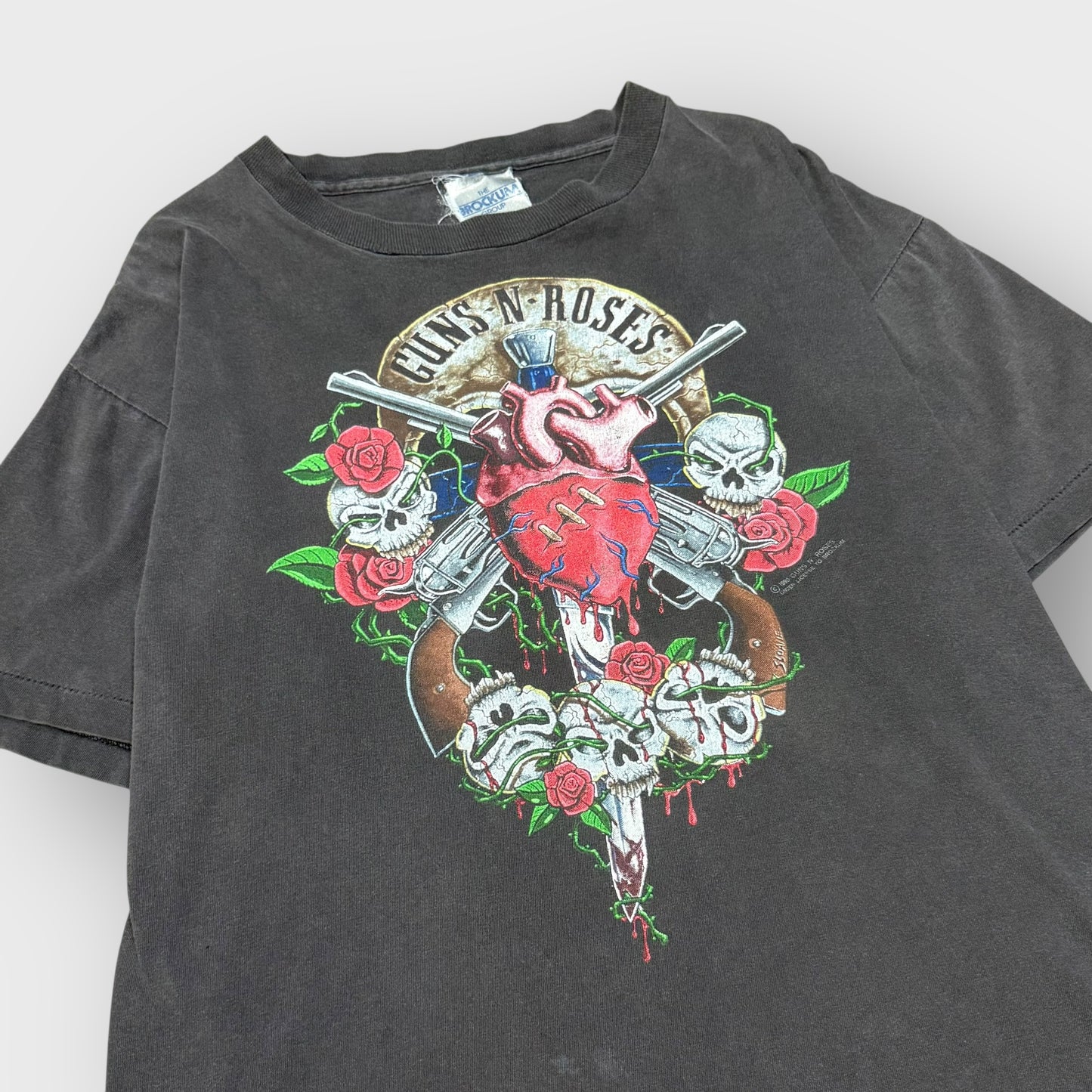 90’s “GUNS N' ROSES” band t-shirt