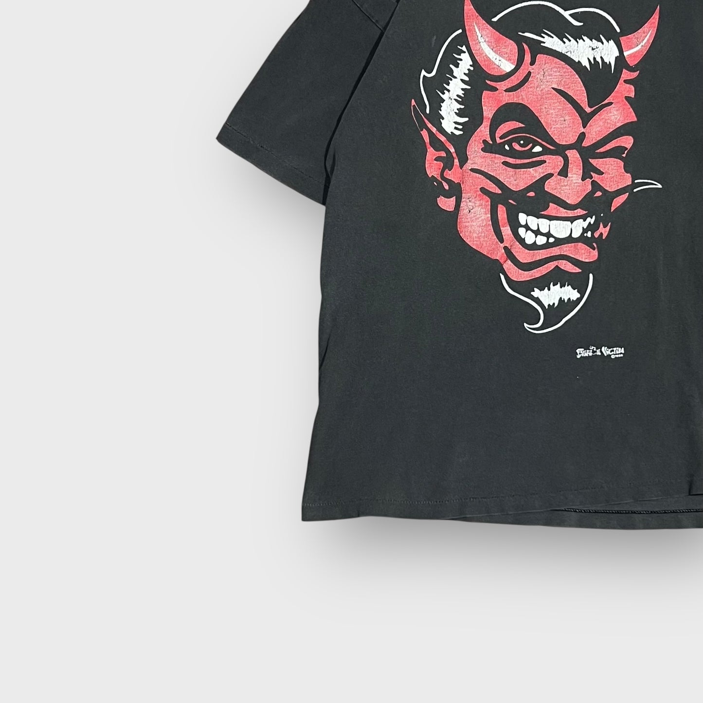 90’s Fashion Victim “DEVIL” t-shirt