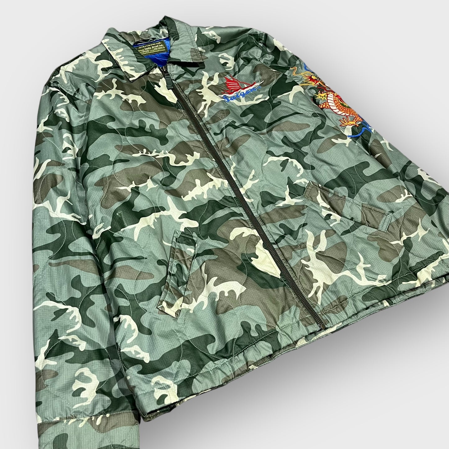 90’s-00’s “lucky brand” camouflage souvenir jacket