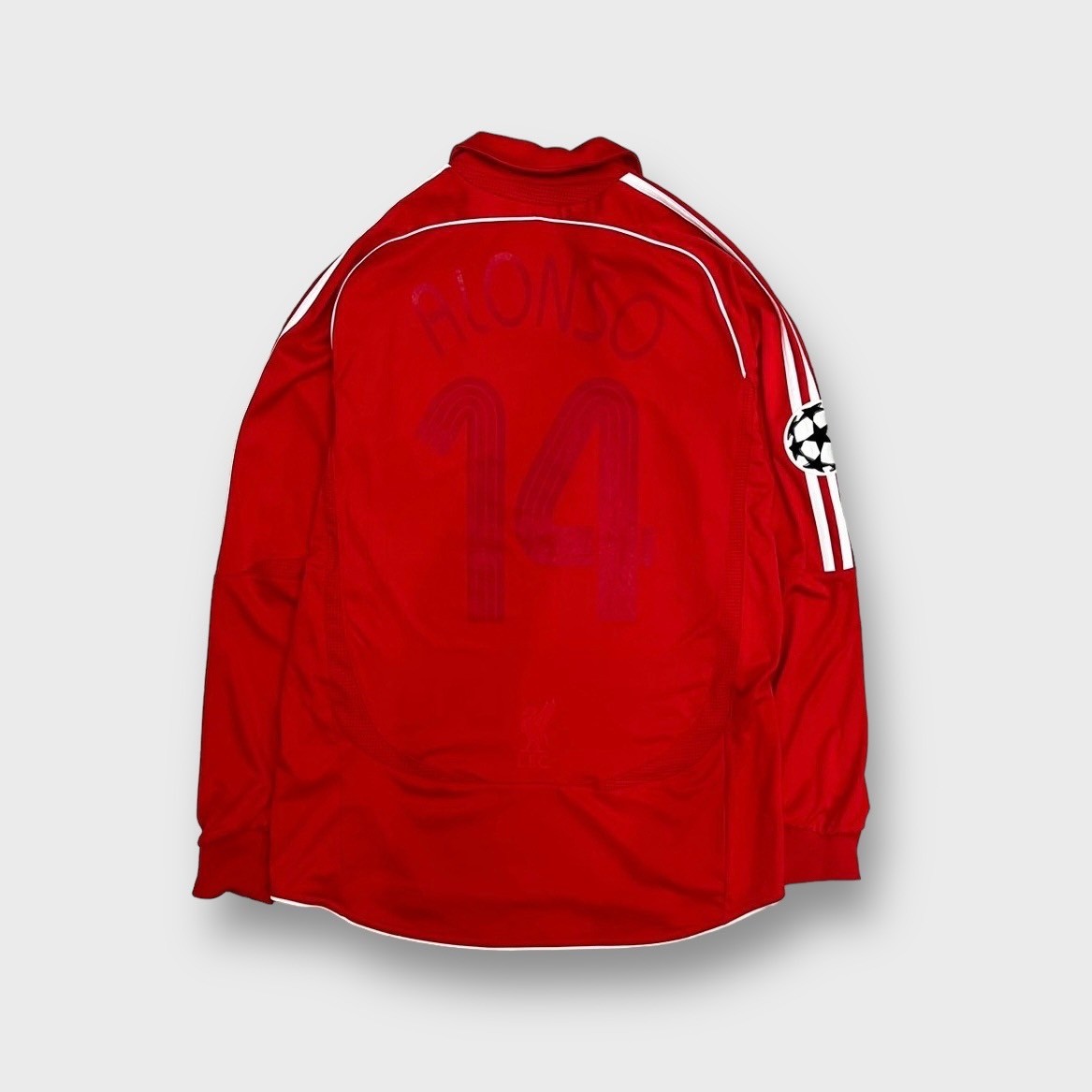 90's "adidas"
"LIVER POOL" team shirt