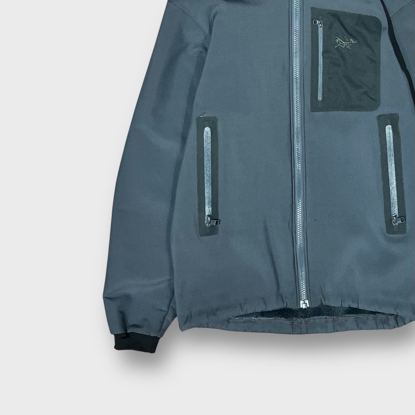 90’s-00’s ARC'TERYX
gamma lt jacket