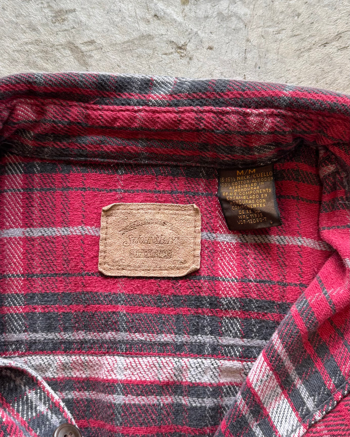 90’s “St. John’s Bay”
heavyweight flannel shirt MEDIUM