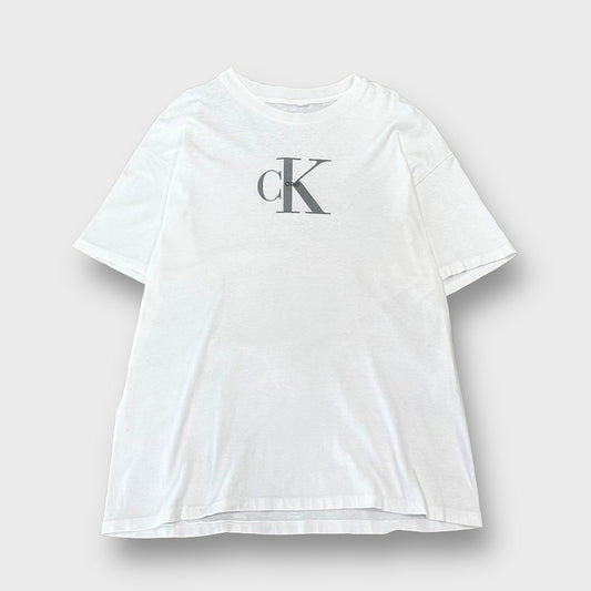 90's ck one
Company t-shirt
