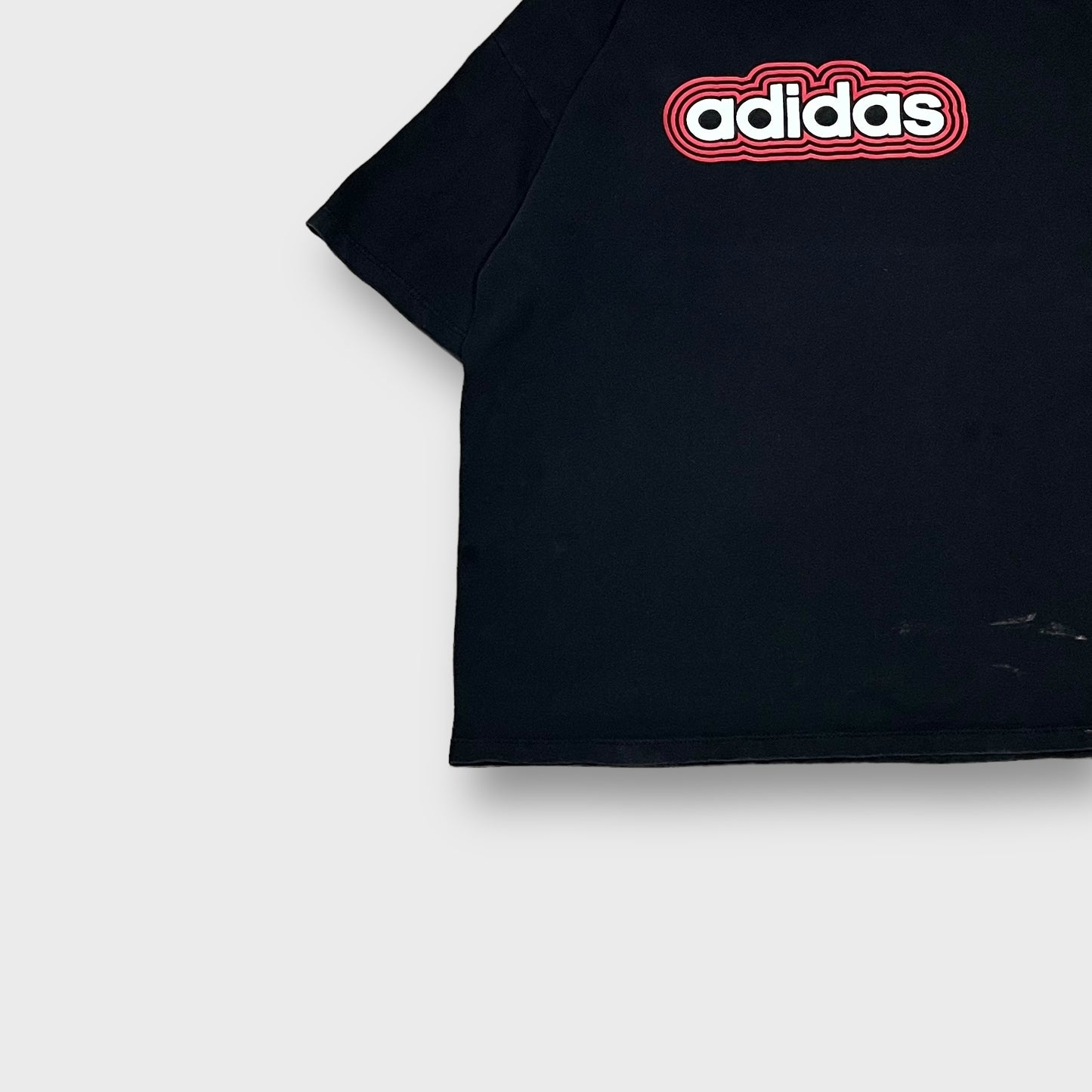 90’s “adidas” center logo  t-shirt