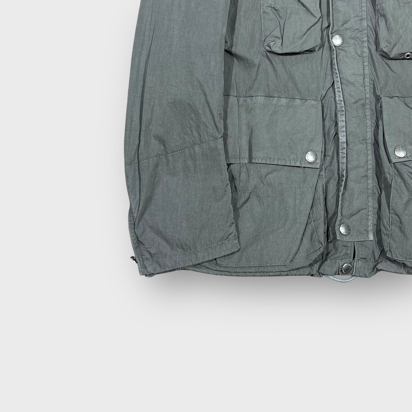 00’s “C.P.COMPANY”
nylon metal hooded jacket