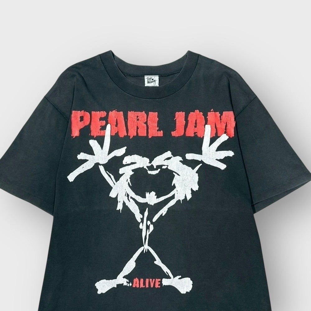 90’s “PEARL JAM”
“Alive” t-shirt