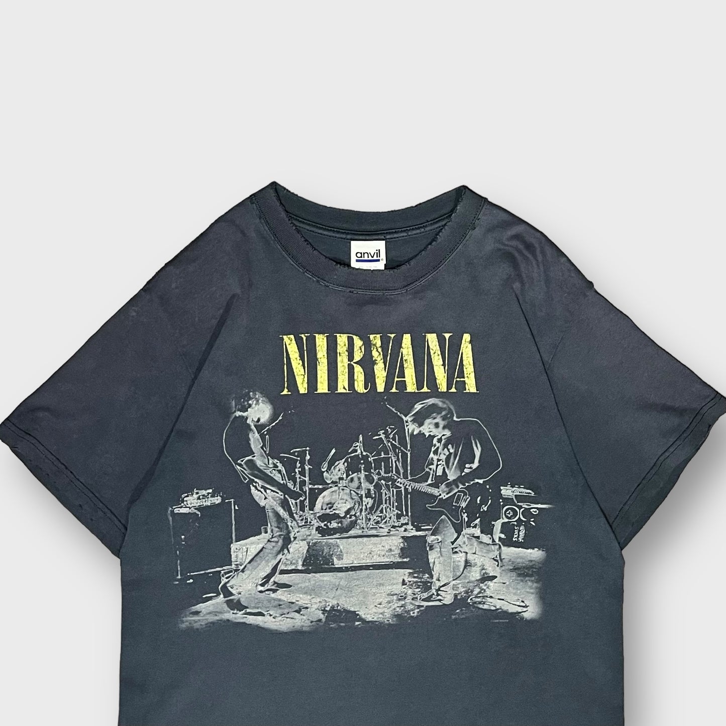 00’s  “NIRVANA” band t-shirt