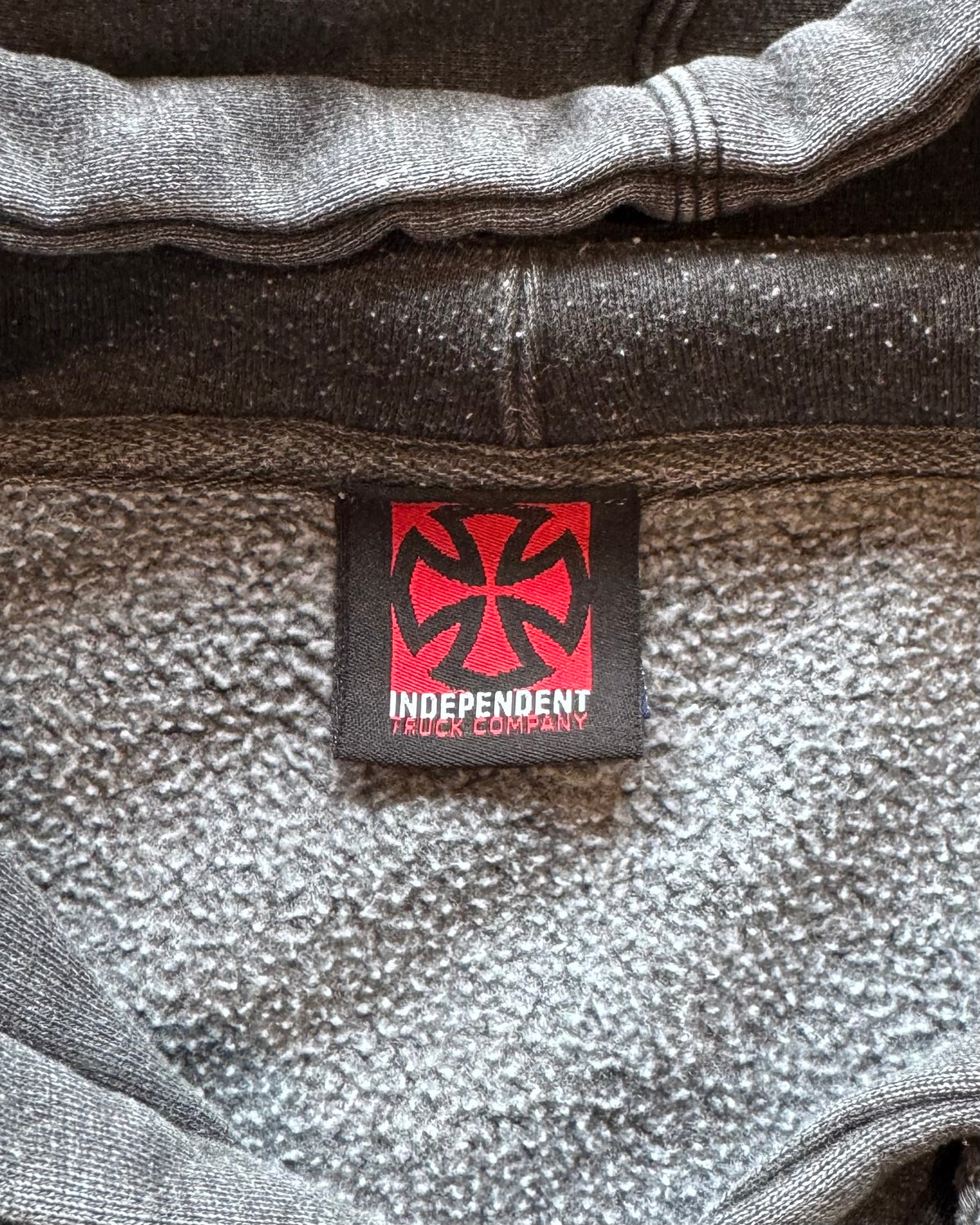 00’s “INDEPENDENT”
pull-over hoodie LARGE