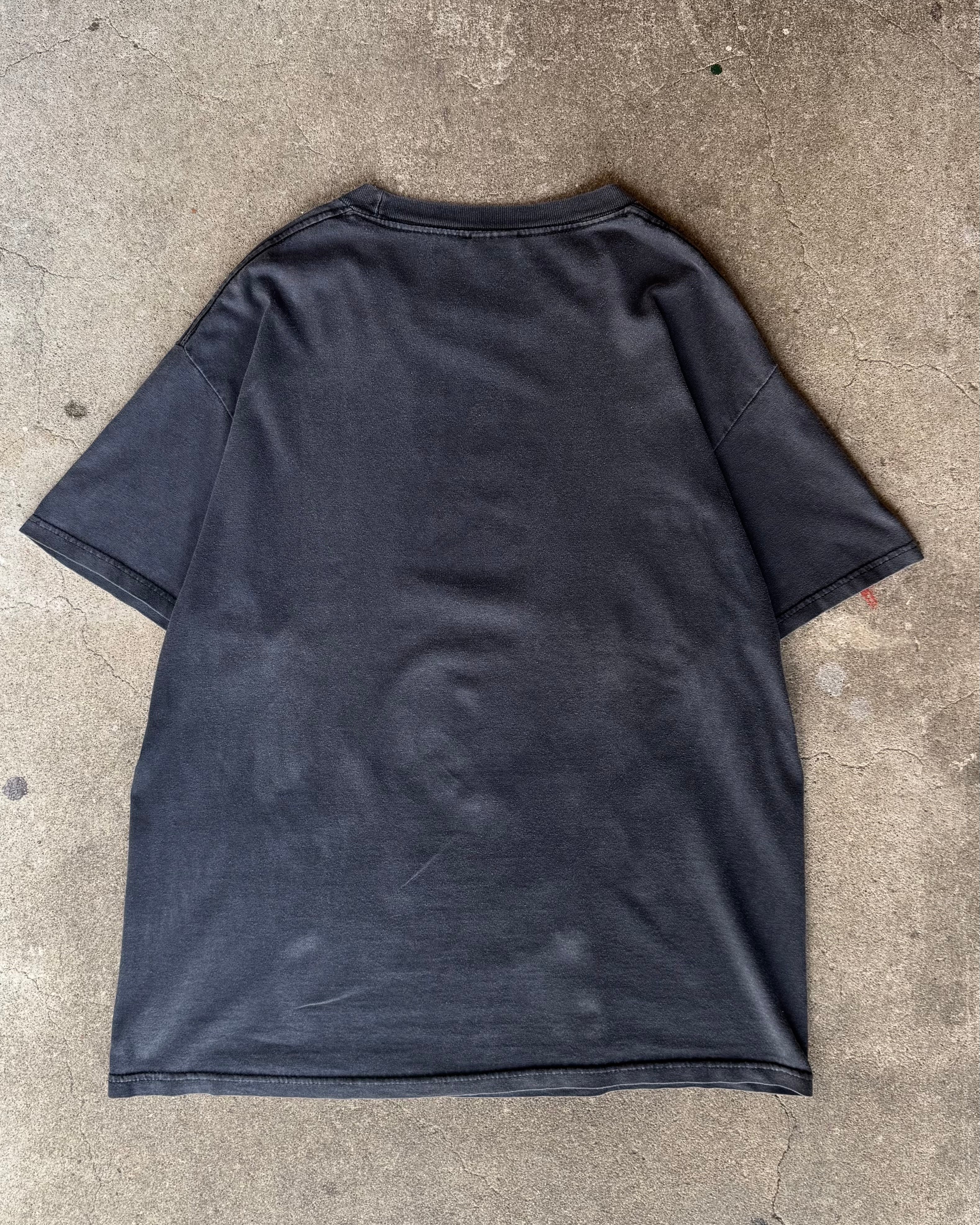 00’s “System of a Down” band t-shirt LARGE
