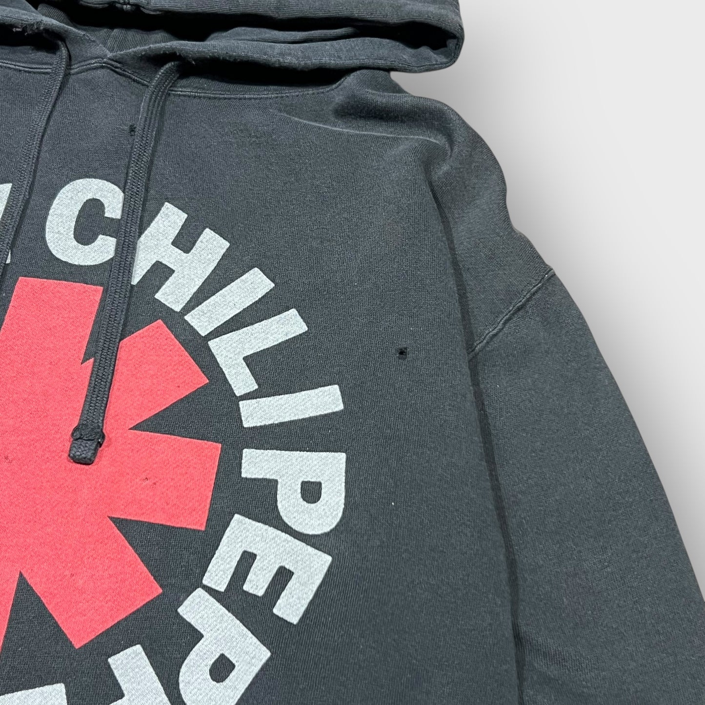 00’s “RED HOT CHILI PEPPERS” band hoodie