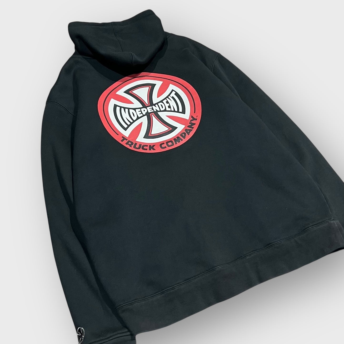 90’s-00’s “INDEPENDENT”
hoodie