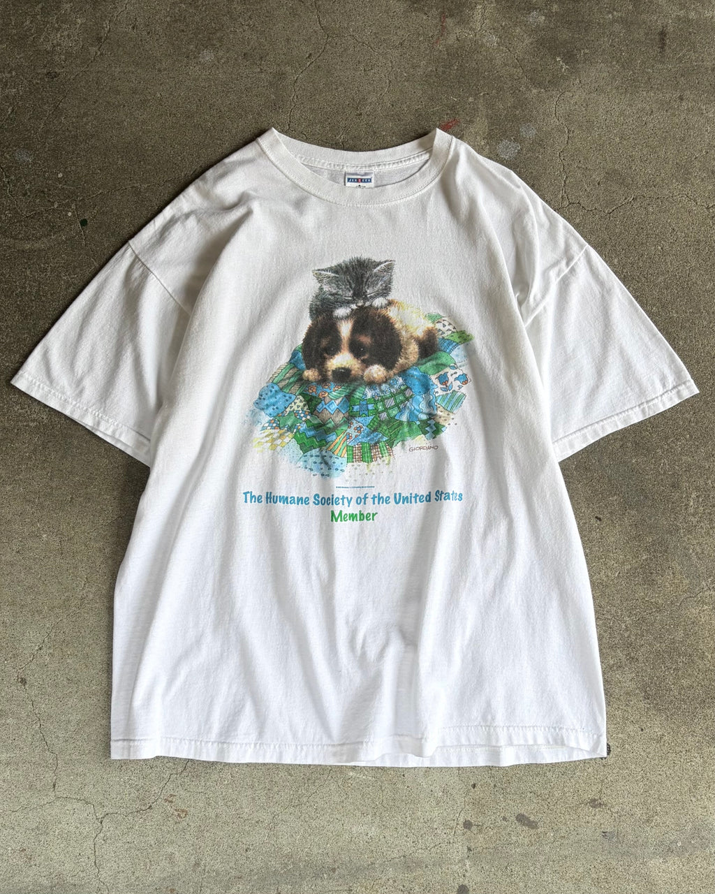 90-00’s animal t-shirt large