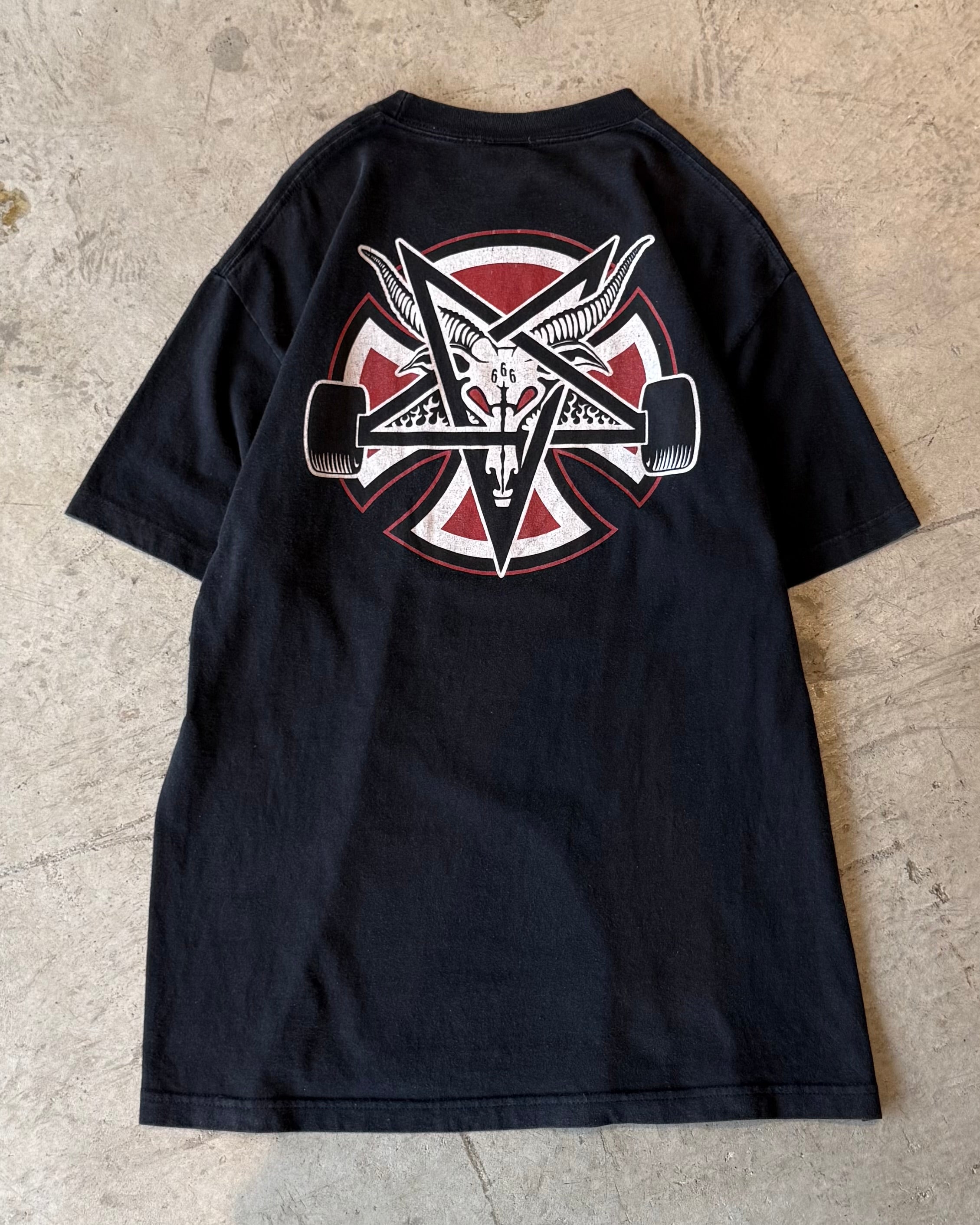 00's INDEPENDENT
"Collaboration by THRASHER" t-shirt large