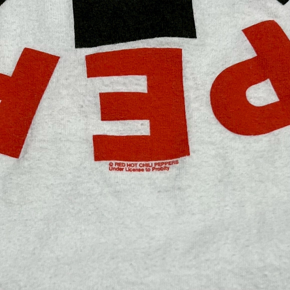 00’s “RED HOT CHILI PEPPERS”
band t-shirt