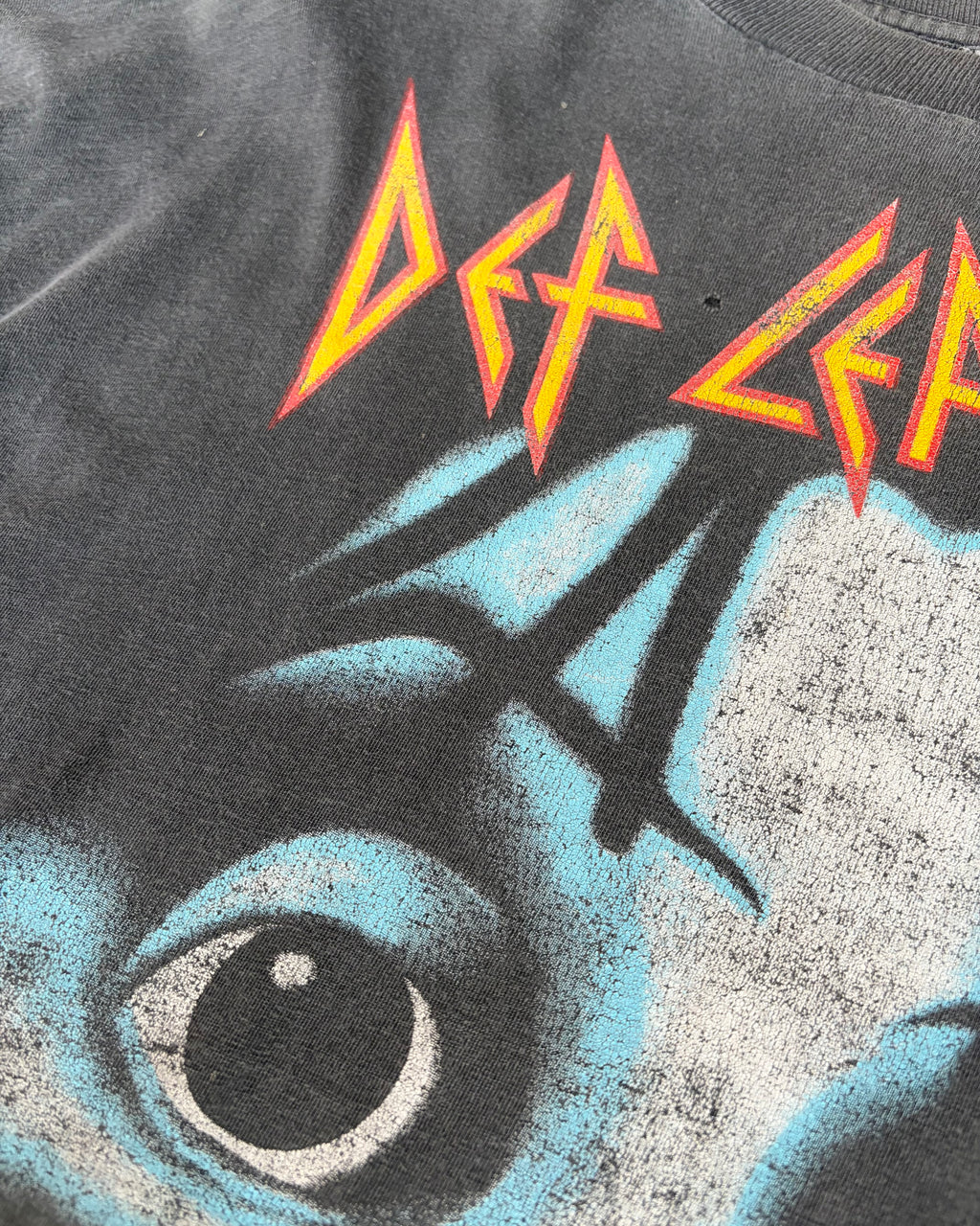90’s “DEF LEPPARD”
band t-shirt X-large