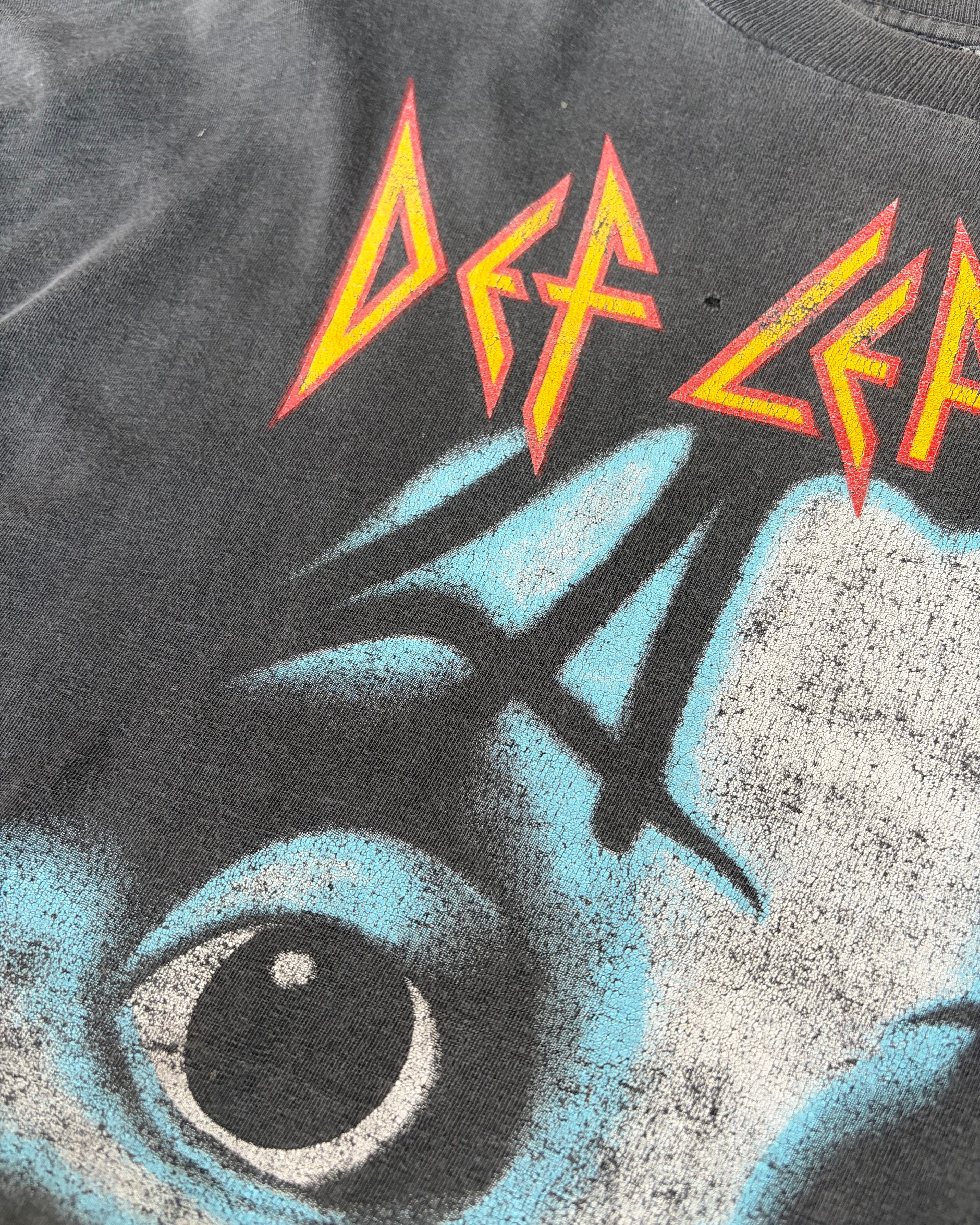 90’s “DEF LEPPARD”
band t-shirt X-large