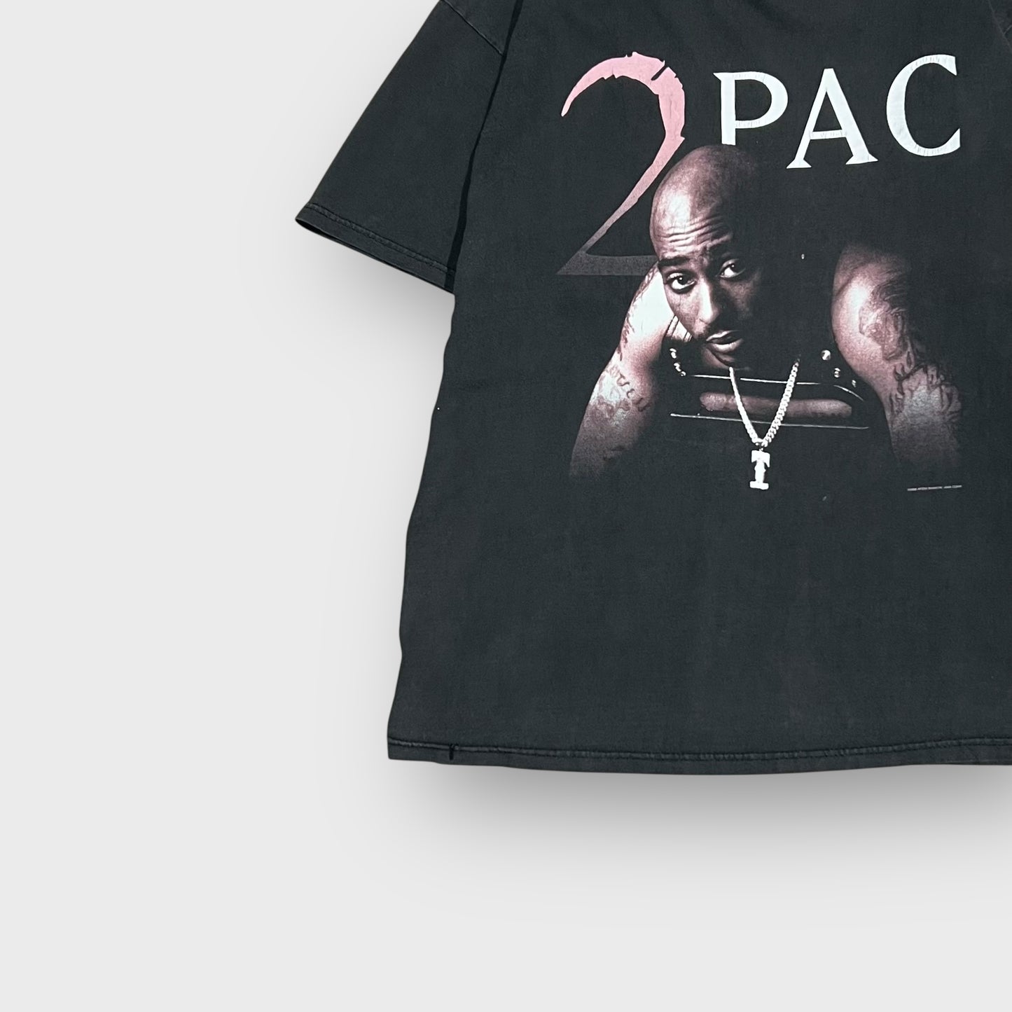 90’s 2pac
“Heaven Ain't Hard 2 Find” t-shirt