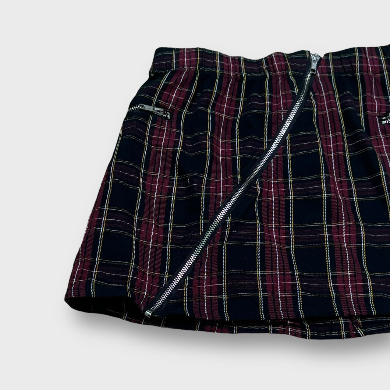 "HOT TOPIC" tartan check pattern skirt