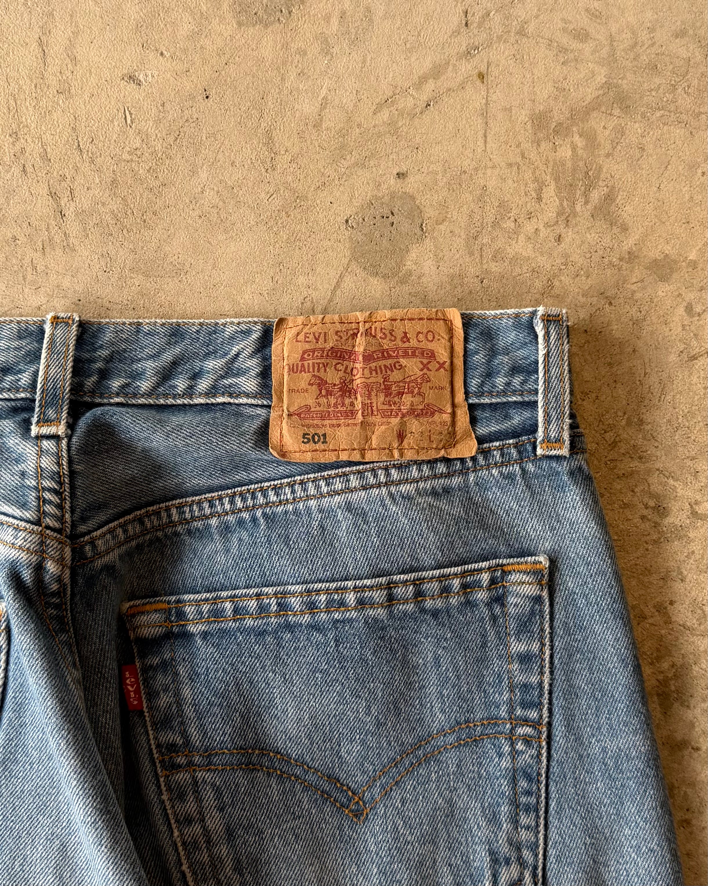 00’s Levi’s “501” denim pants 32×30