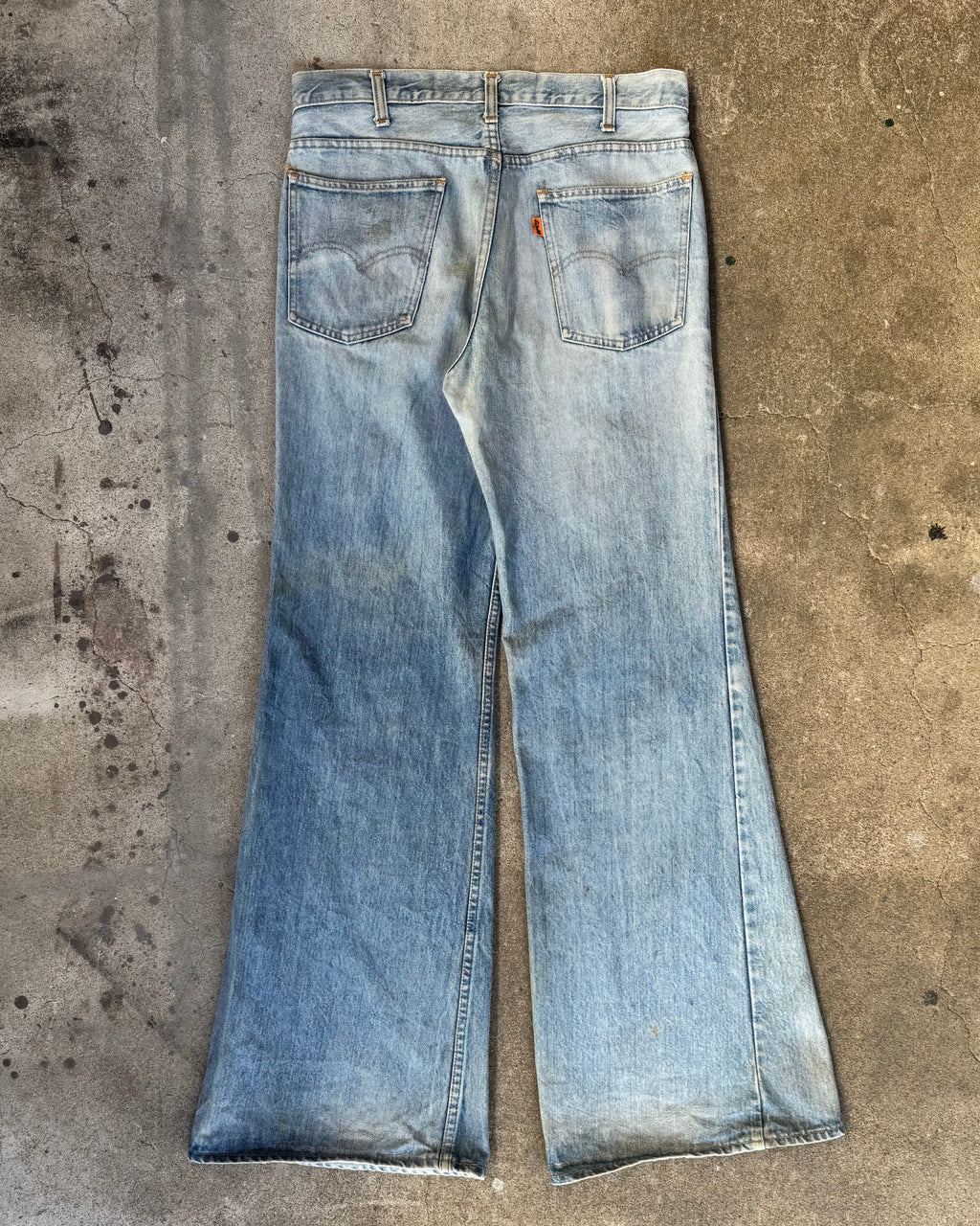 70’s “Levi's”
buggy flare denim