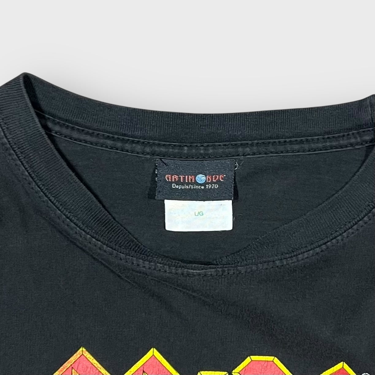 00’S “AC/DC”
band t-shirt