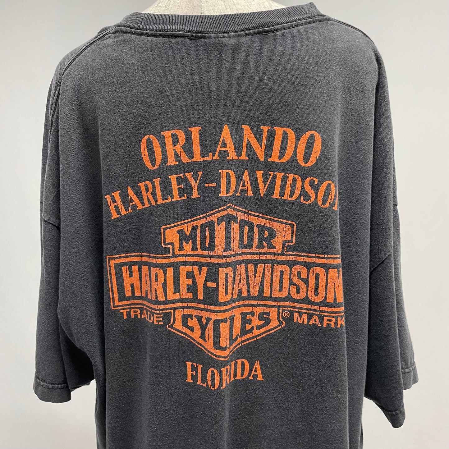 00's "Harley Davidson" pin-up girl print t-shirt