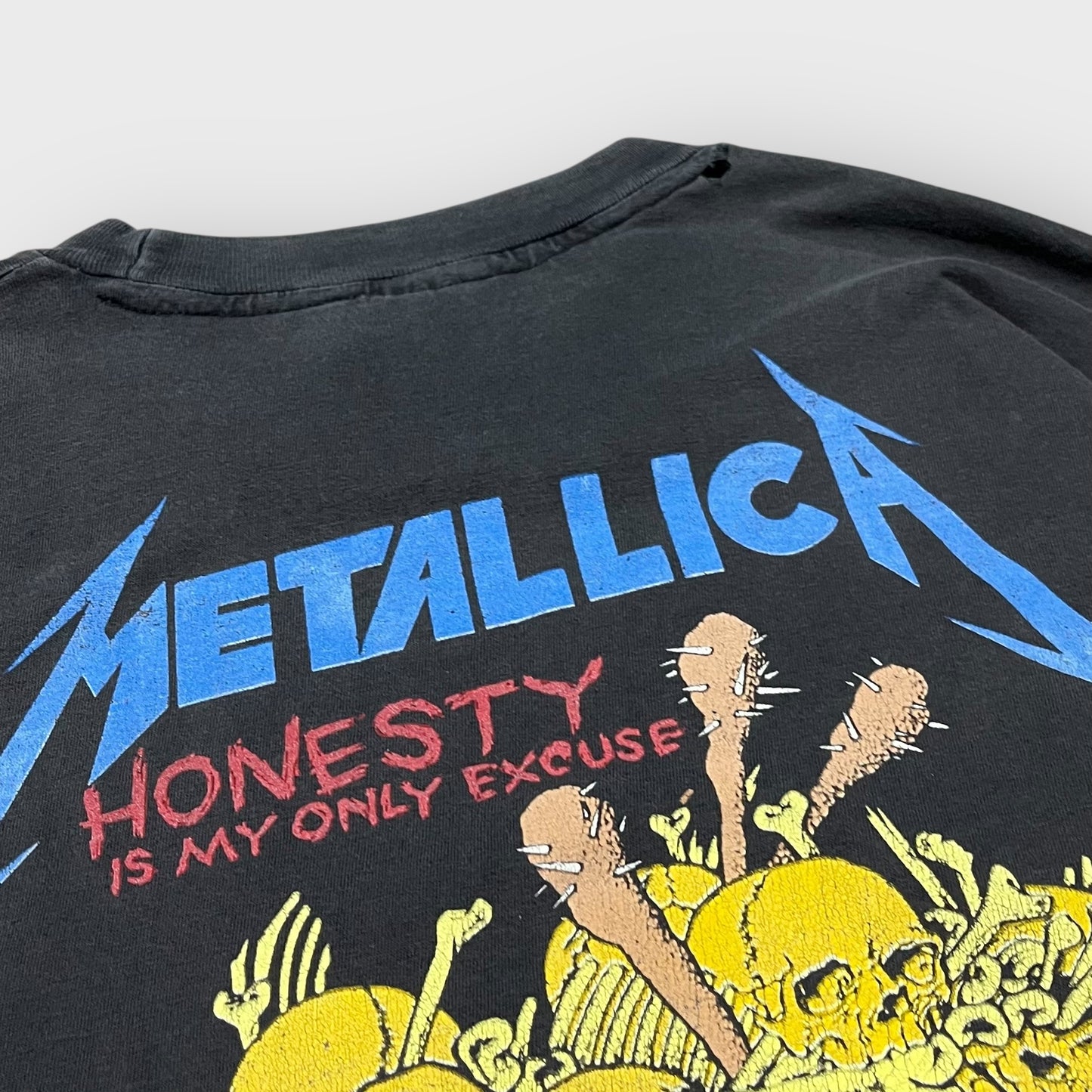 90’s METALLICA
“damage inc tour” pushead t-shirt