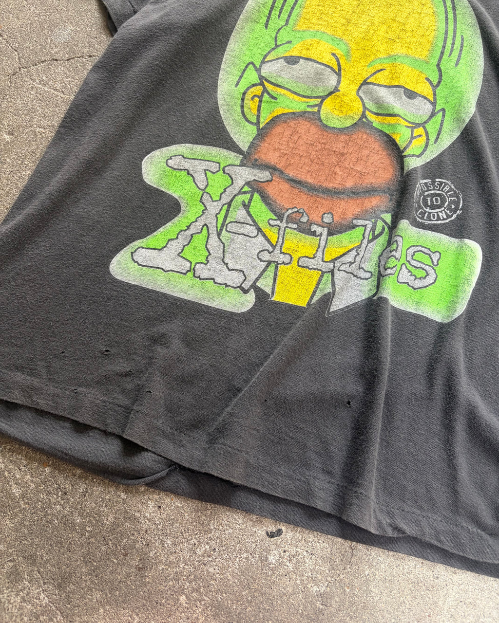 90’s The Simpsons
“The X-Files” parody character t-shirt